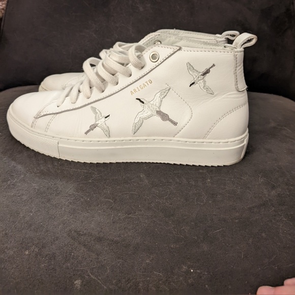 White Axel Arigato Bird Sneakers - Picture 1 of 8